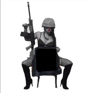 Meet your Posher, Megan